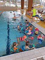 Výuka plavání pro školy a&nbsp;školky, Frymburk, prosinec 2025 (4/5)